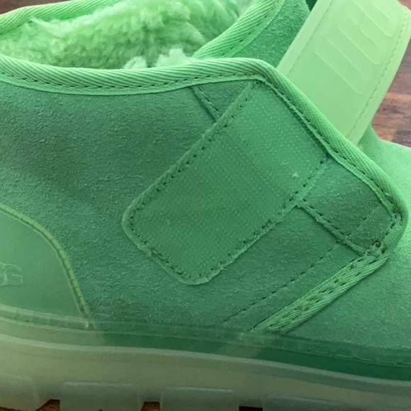 UGG Lime Suede Neumel Shorty - Picture 6 of 6